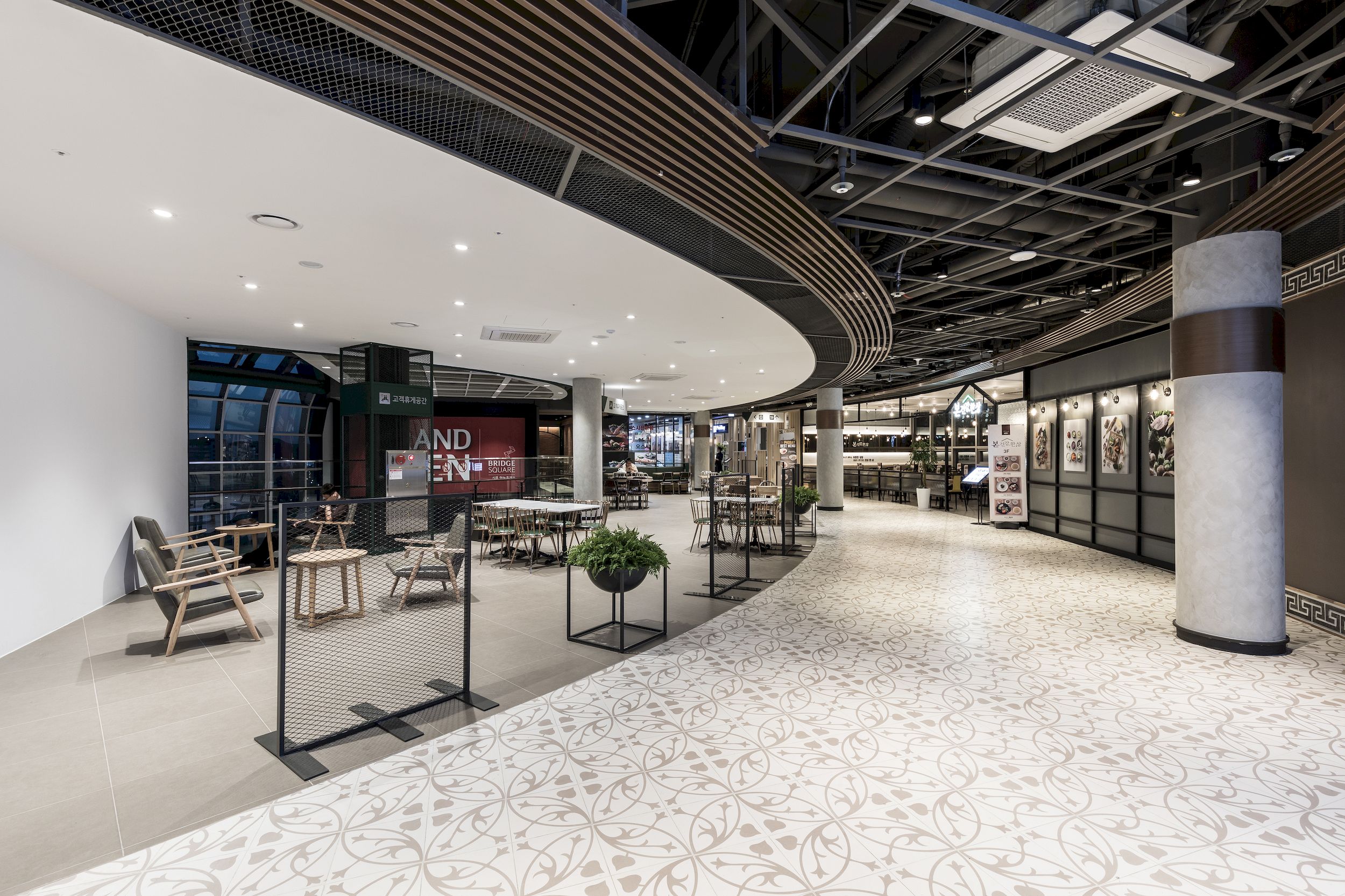 시흥하늘휴게소 전문 식당가